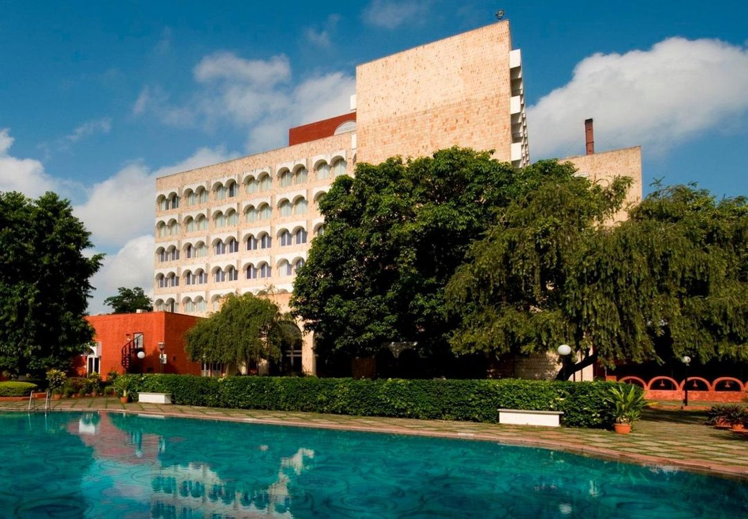 菠羅奈斯泰姬恆河酒店