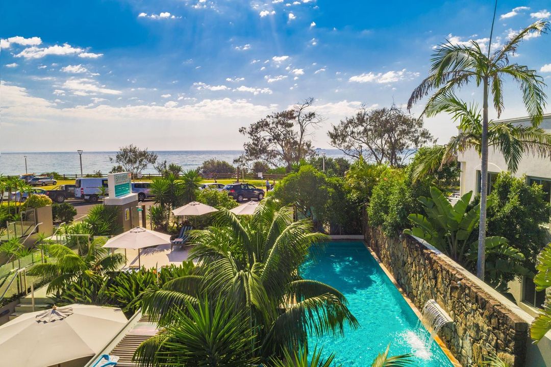 Bayview Beachfront Apartments, in Town Right on the Beach