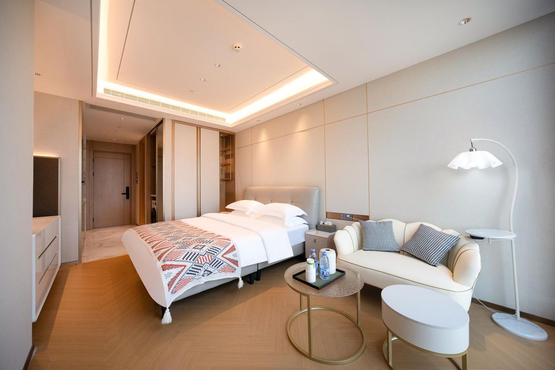 Meishe Mayes Hotel (Keji Second Road Ganjiazhai Subway Station)