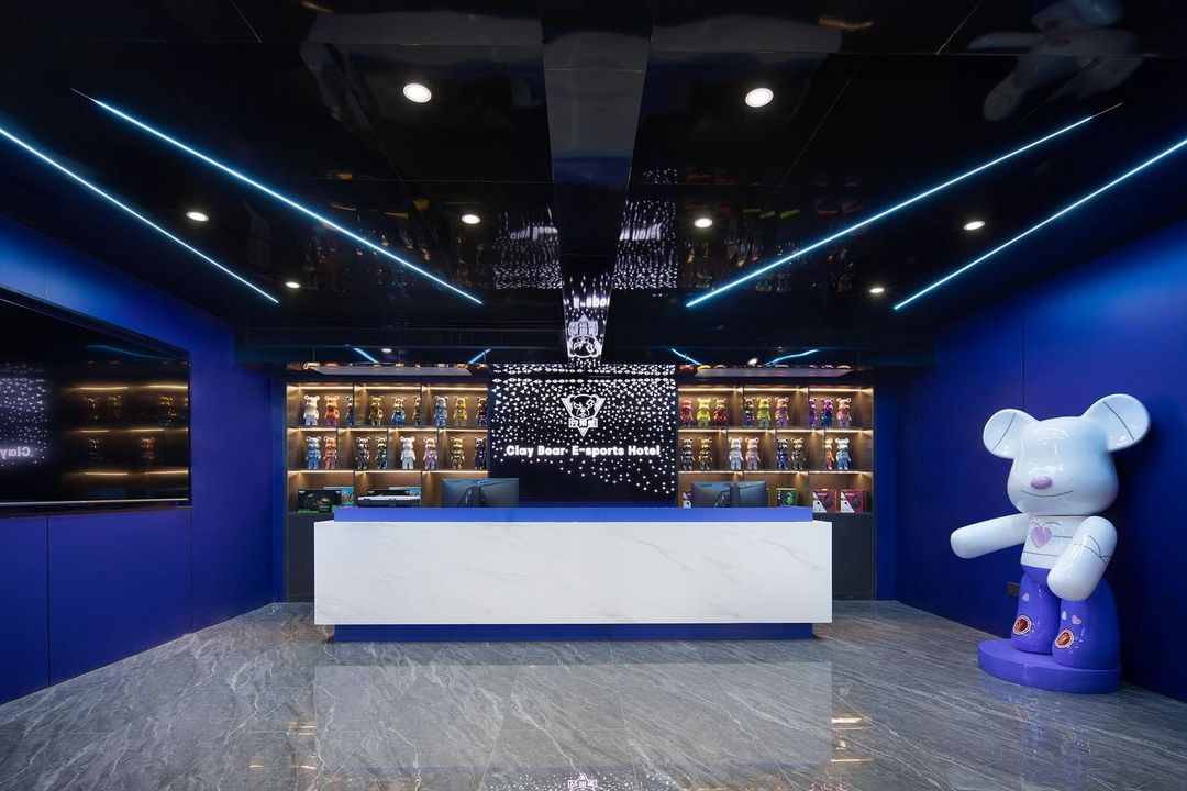 Clay Clay Bear E-sports Hotel (Changsha University of Technology Jinpenling Branch)