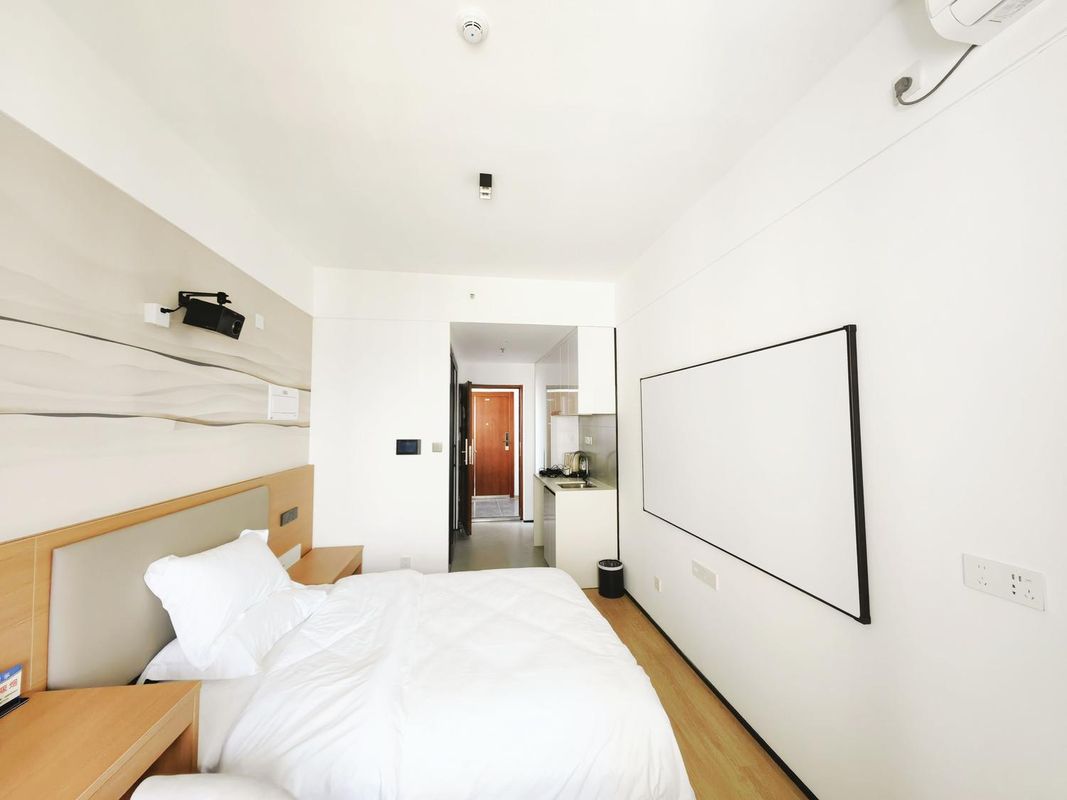 Chengdu Bozhi Hotel (Cibo City)