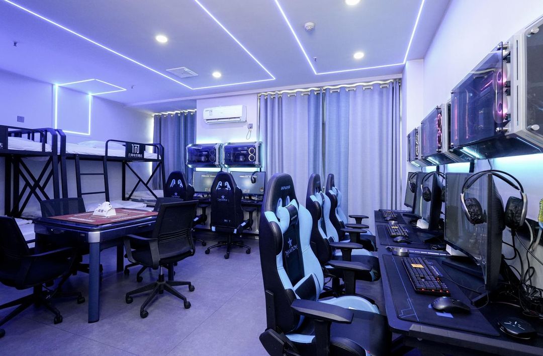 几何电竞酒店(湖南工业大学店)