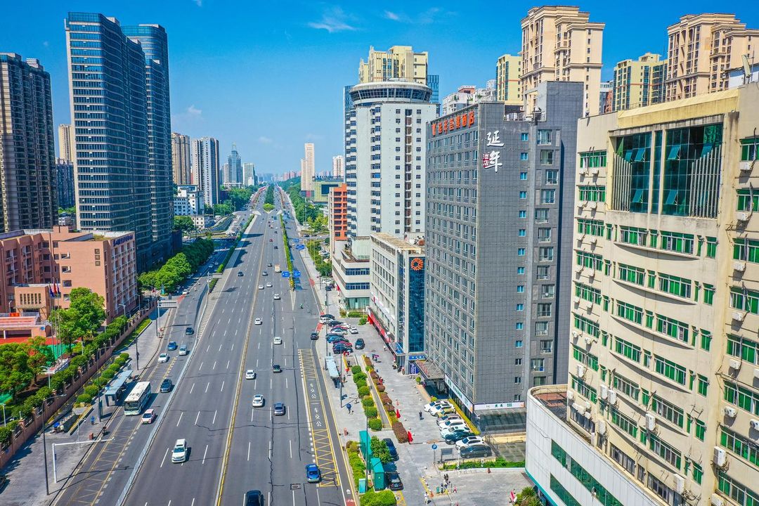 延年薈景酒店(嶽麓區觀沙嶺地鐵站店)