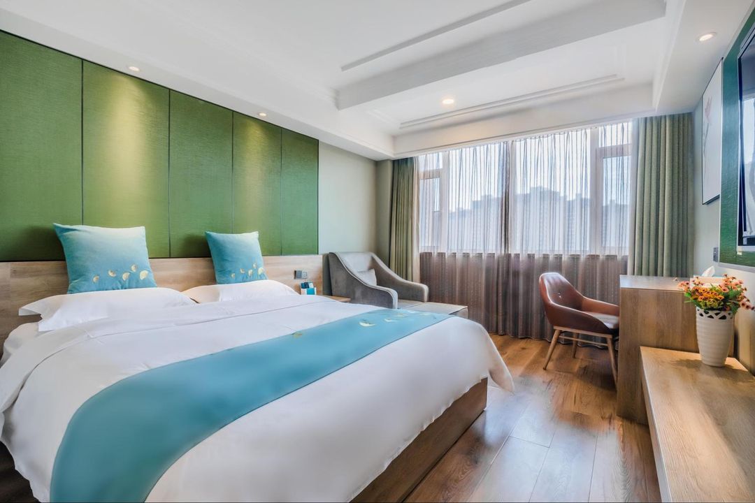 青島宏運大酒店(黃島金沙灘度假區店)