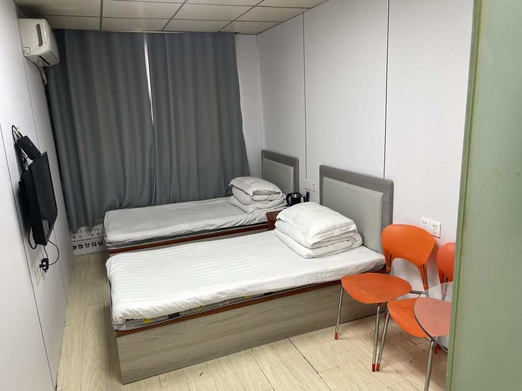 Nanjing Tianbao Hotel