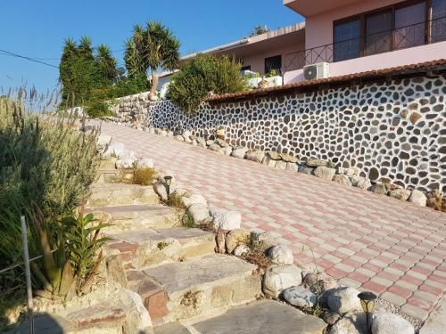 Melinas 羅得島公寓