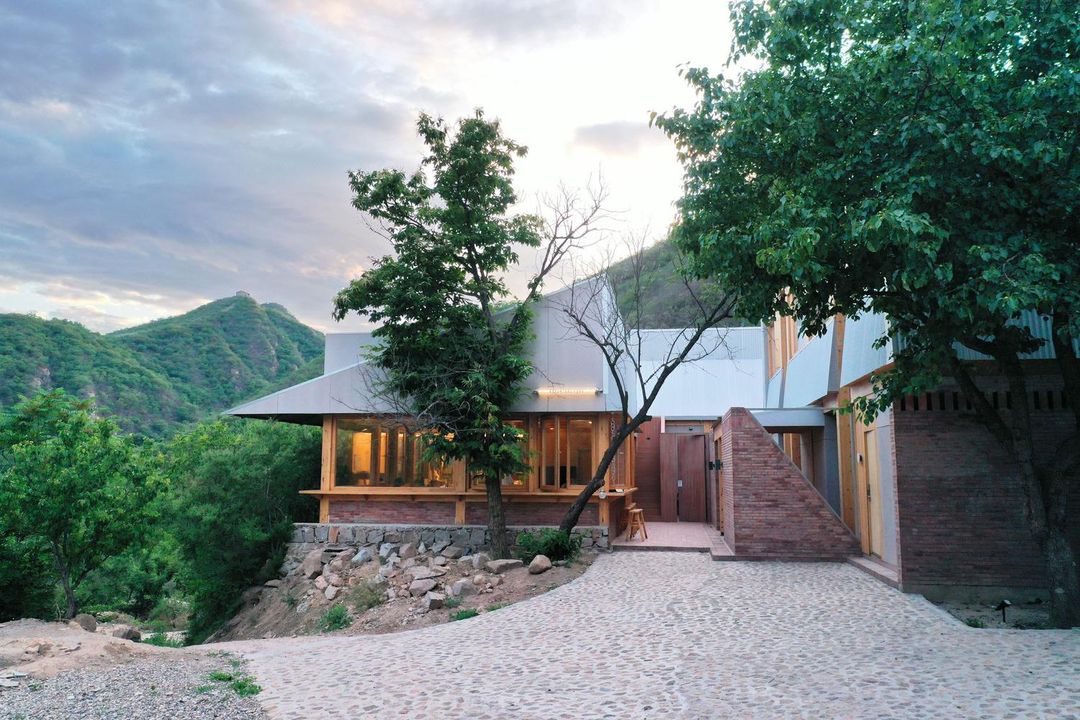 Beijing Huanghuacheng Water Great Wall Adventure Park cabin