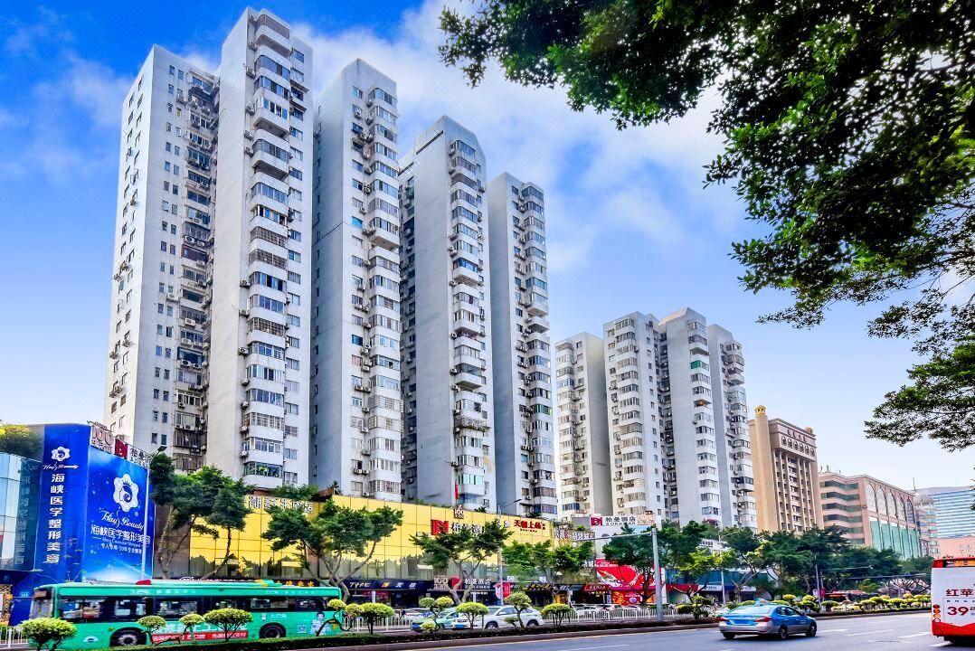 柏曼酒店(廣州天河體育中心林和西地鐵站店)