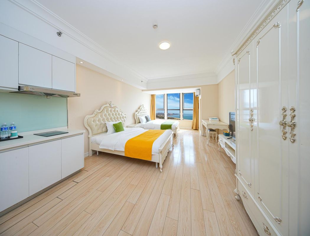 Qingdao Zhile Homestay (Dongfang Film City Film Industry Park)