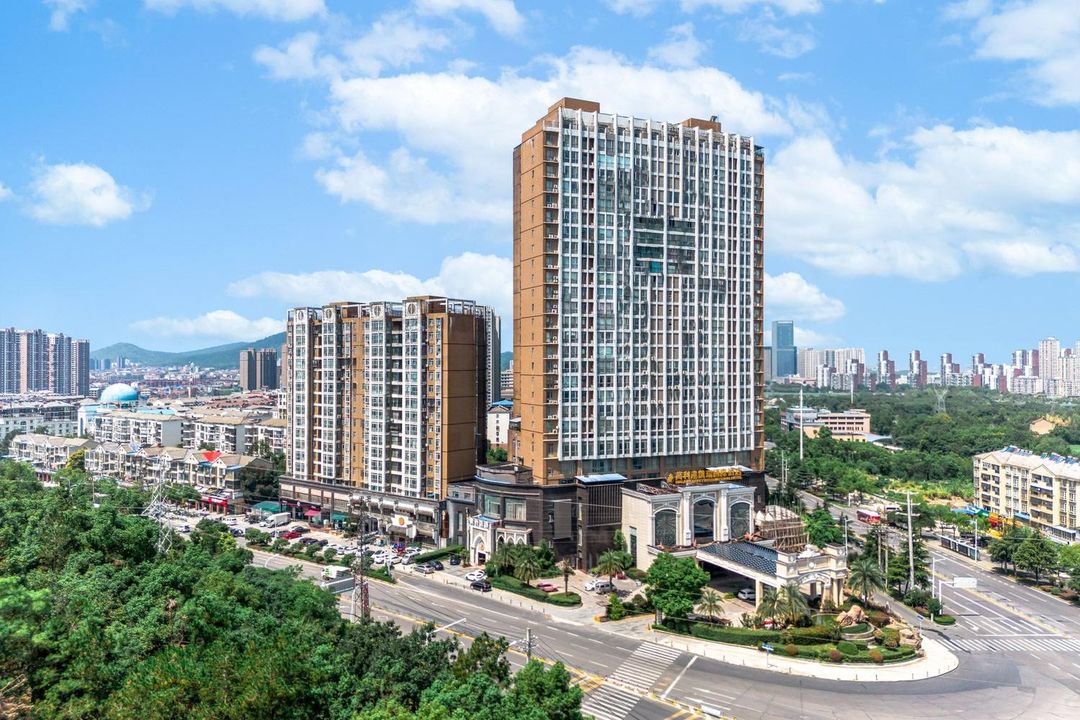 萬利達凱瑞國際酒店(武漢紡織大學譚鑫培公園地鐵店)