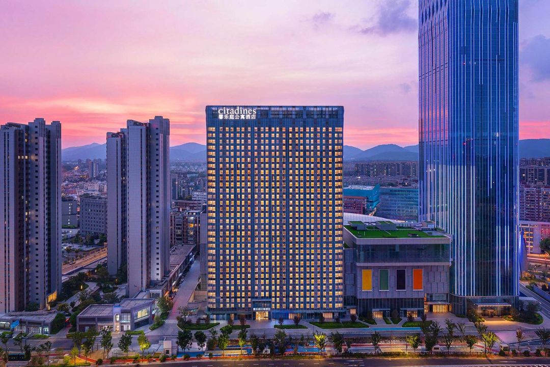 南京江北虹悅城馨樂庭酒店(江北工業大學店)