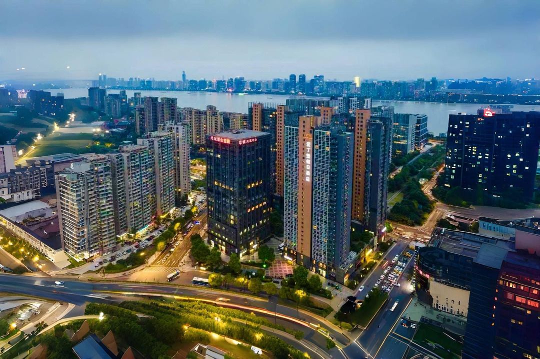 杭州愛丁堡假日酒店(南星橋地鐵站店)