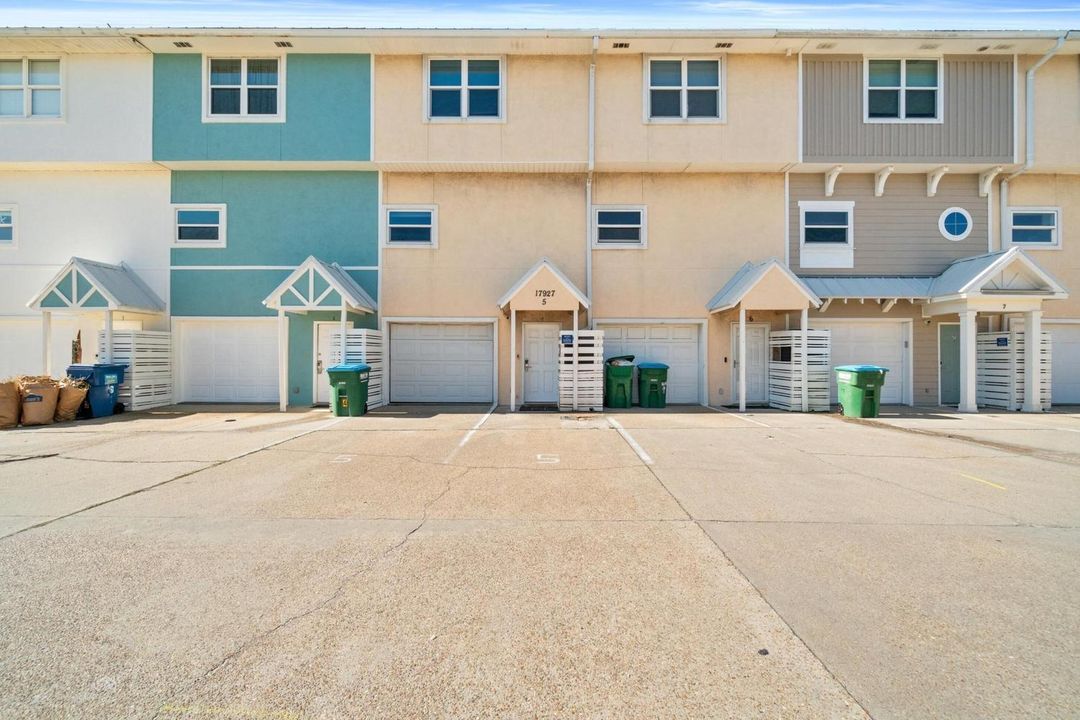 西海濱巴拿馬市海灘度假村 - 鍋柄度假酒店