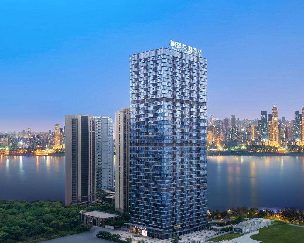 楠璟花園酒店(武漢綠地國際金融城武昌江灘店)