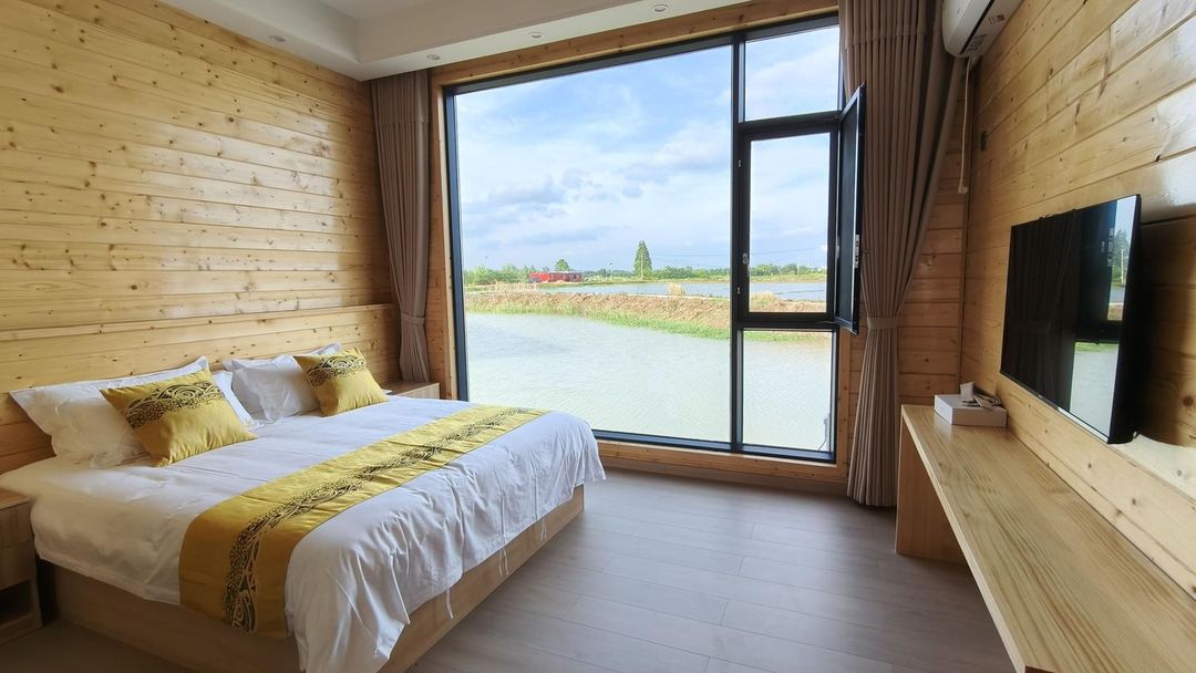 Yunmeng Wuhu Sihai Homestay