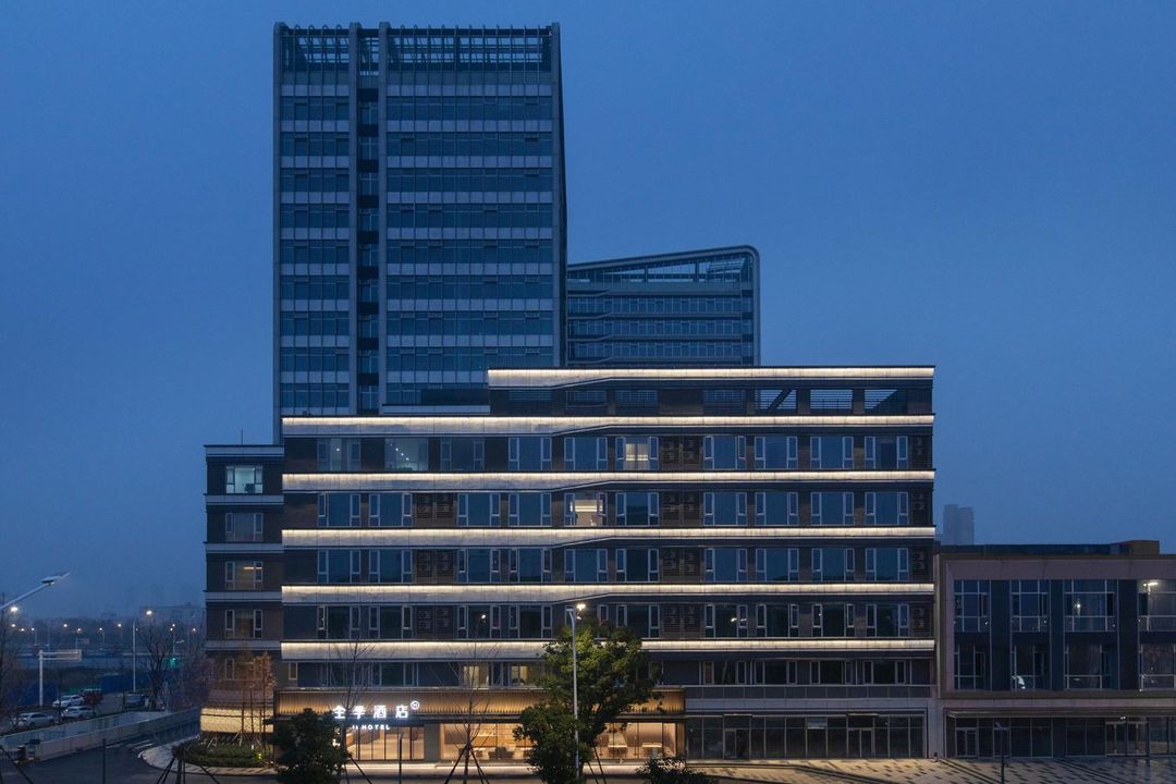 全季酒店(武漢東西湖五環體育中心店)