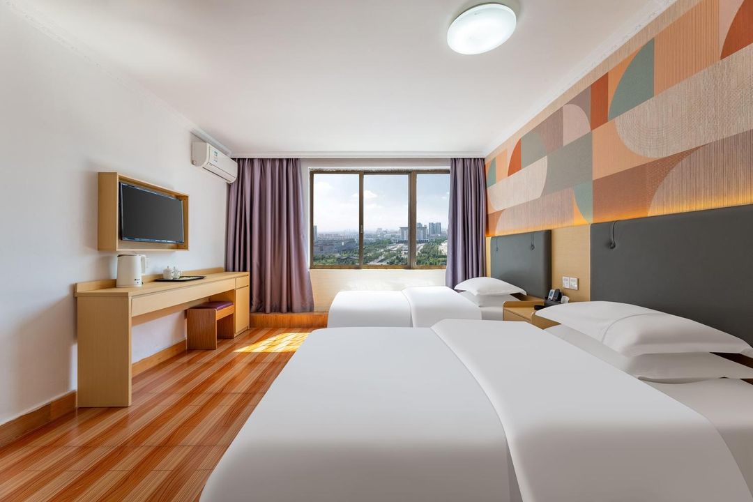 Xiangqun Hotel (Guangzhou Shiergong)