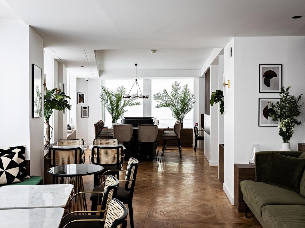 巴黎愛麗捨宮假日酒店,洲際酒店集團 (IHG) 酒店