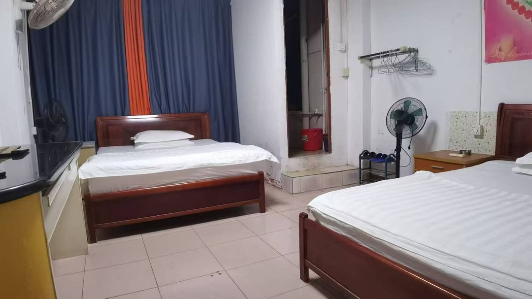 Hongxing Accommodation (Xinxing Road)