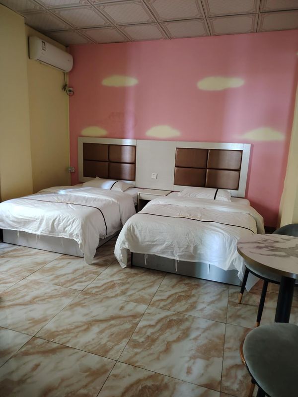 Chuanya Chain Apartment (Chashan Town)