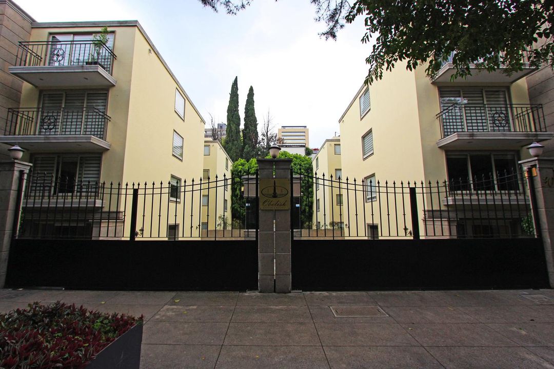 方尖碑套房酒店