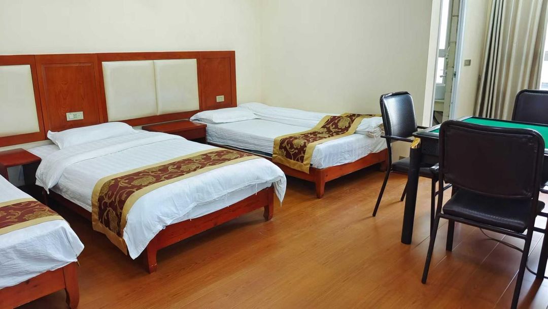 Huang Shi Wang Ren Zhen Jin Chu Bin Guan