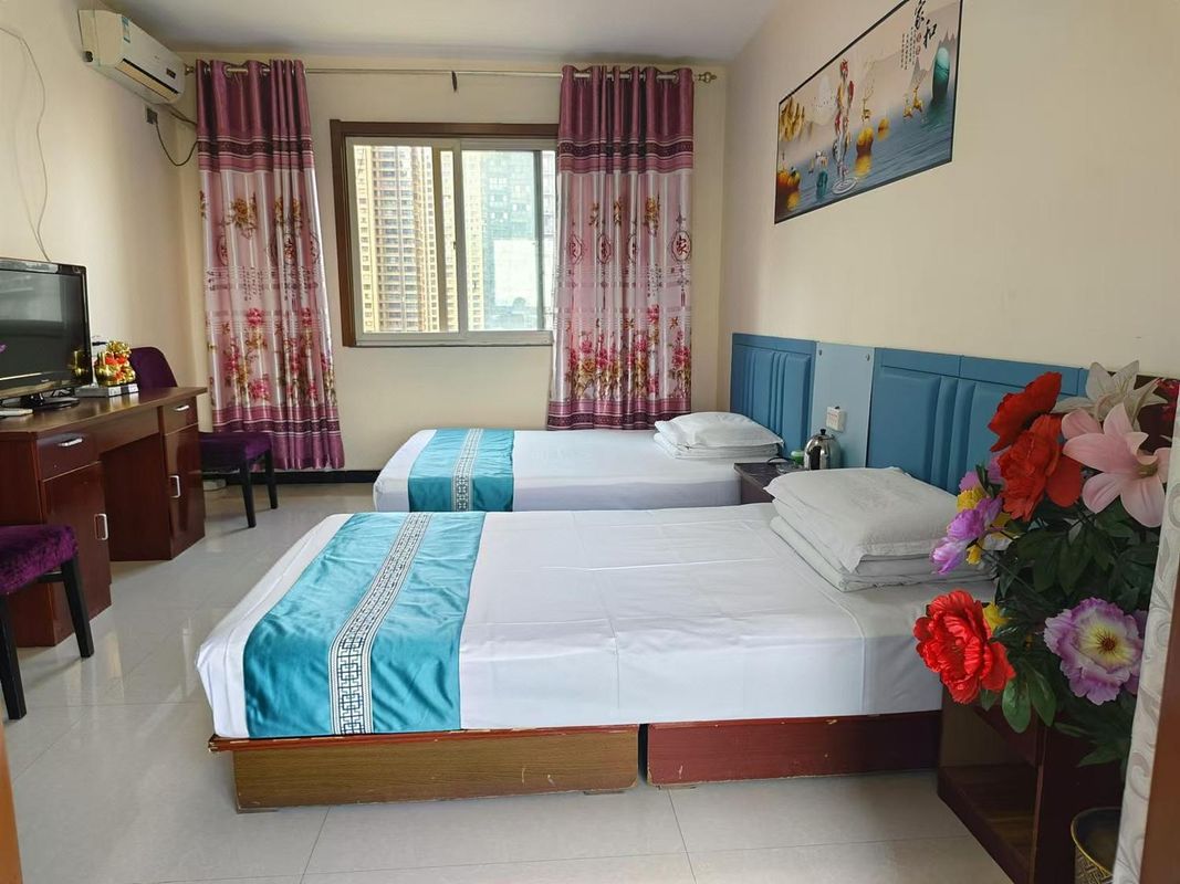 Jixiang Hotel (Xi'an North Station Changle Xiyuan)