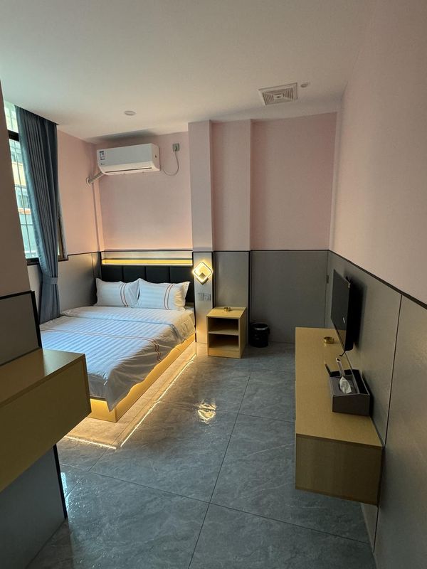 Sige Pengyou Guest House