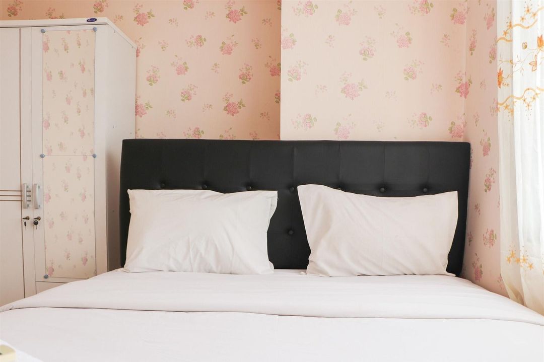 極簡主義的2臥室公寓在Tamansari Panoramic Apartment