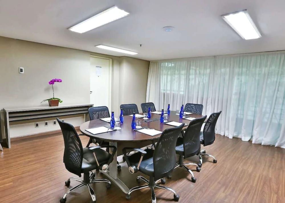 你在奧林匹亞別墅 - ITC