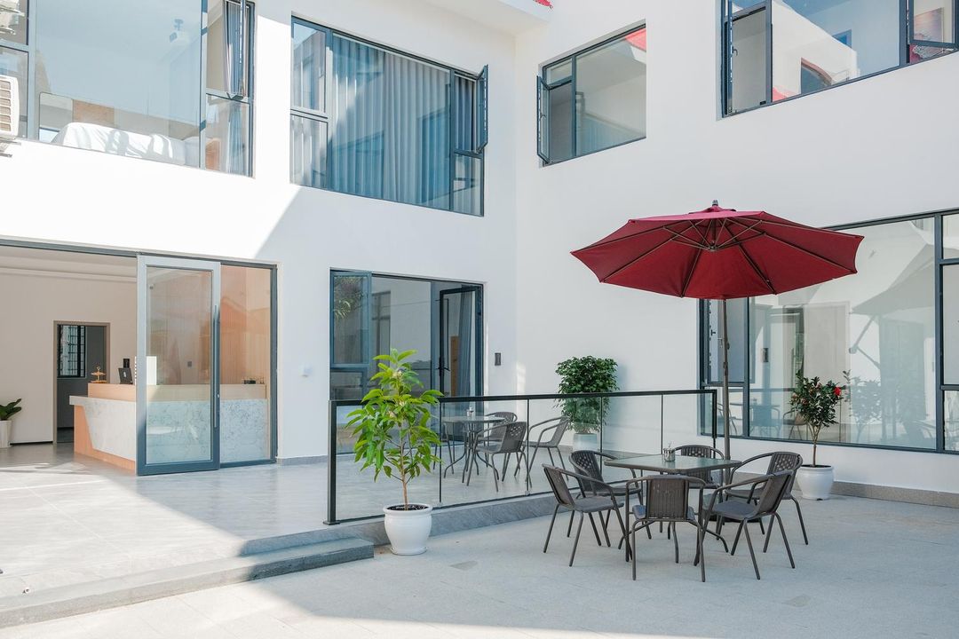 三亞東方嘉韻酒店(三亞灣椰夢長廊店)