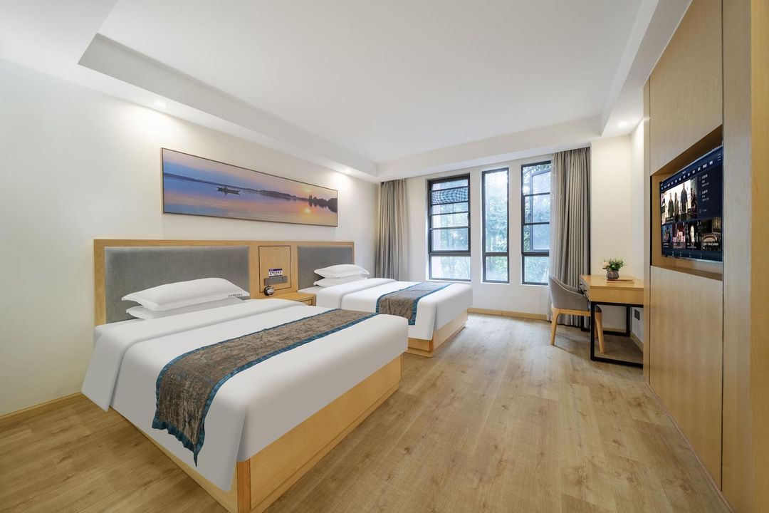 Qinglonghu Holiday Hotel