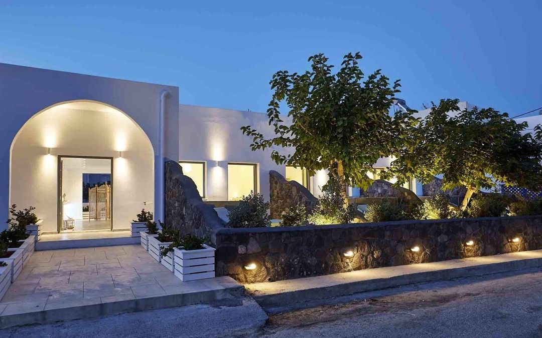 聖托裏尼阿馬拉套房酒店