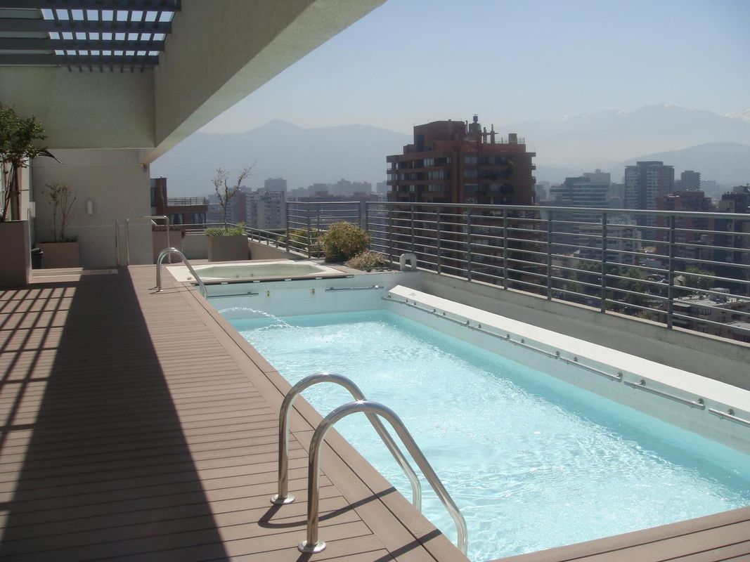 科迪勒拉套房酒店