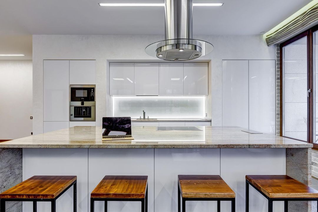 斯穆爾尼公園套房酒店