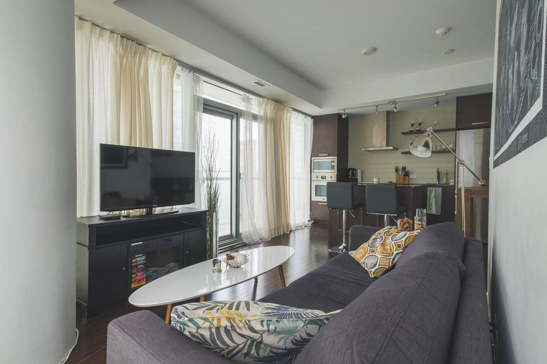 驚人套房酒店 - 美麗 2 居公寓式客房