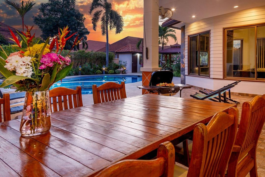 芭達雅山 - 近城市及海灘