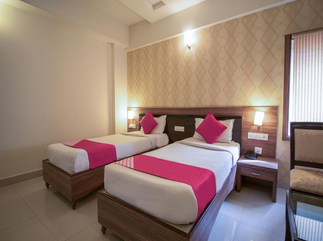 聯排房屋 692 內拉攝政酒店