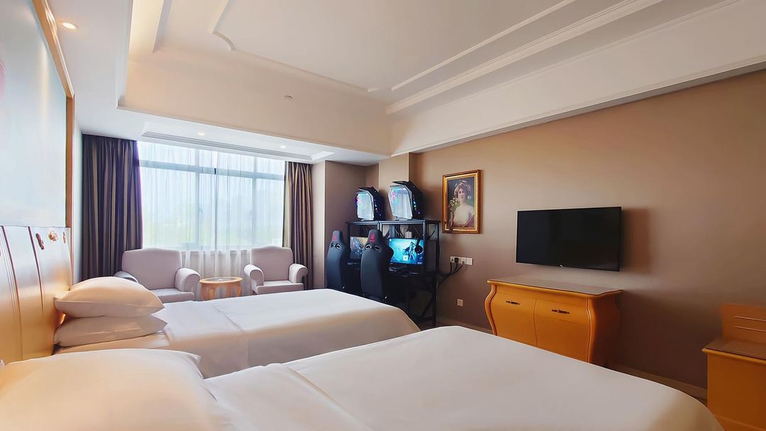 Jingfang E-Sports Hotel (Hangzhou New Tiandi Shopping Center)