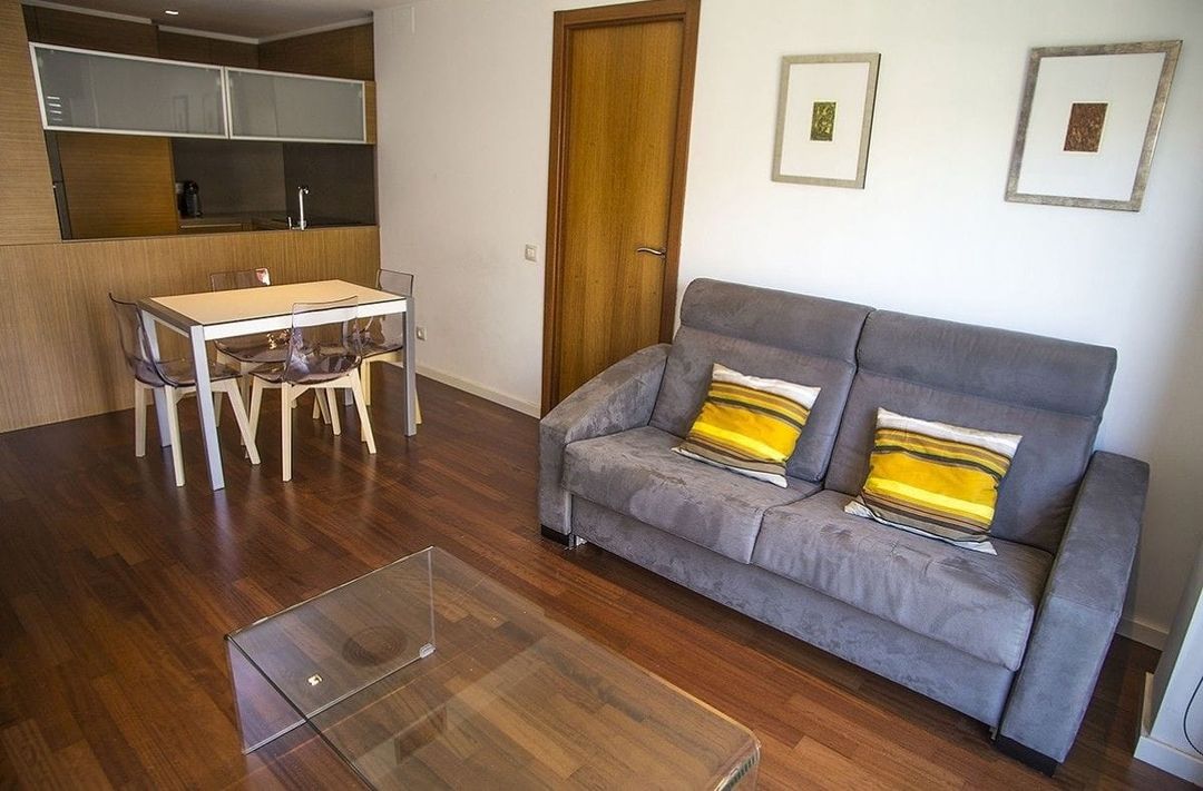 Aspasios Diagonal Art