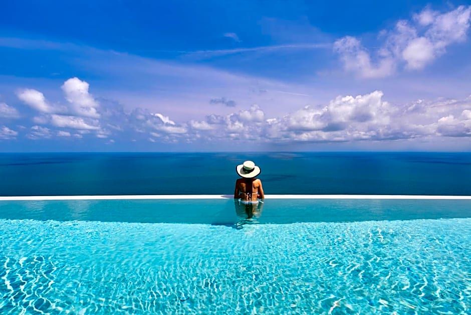 Chaweng Peak Villas - Award Winning Luxury Two Villas