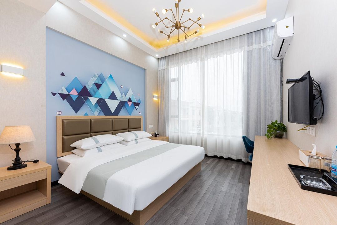 樂之旅·商務酒店(武漢天河機場店)