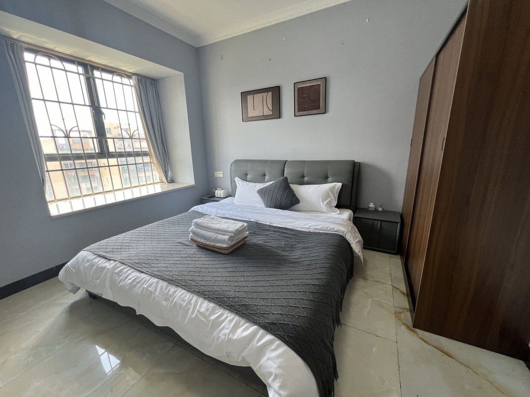 途途房东罗拉公寓(海塱横街分店)