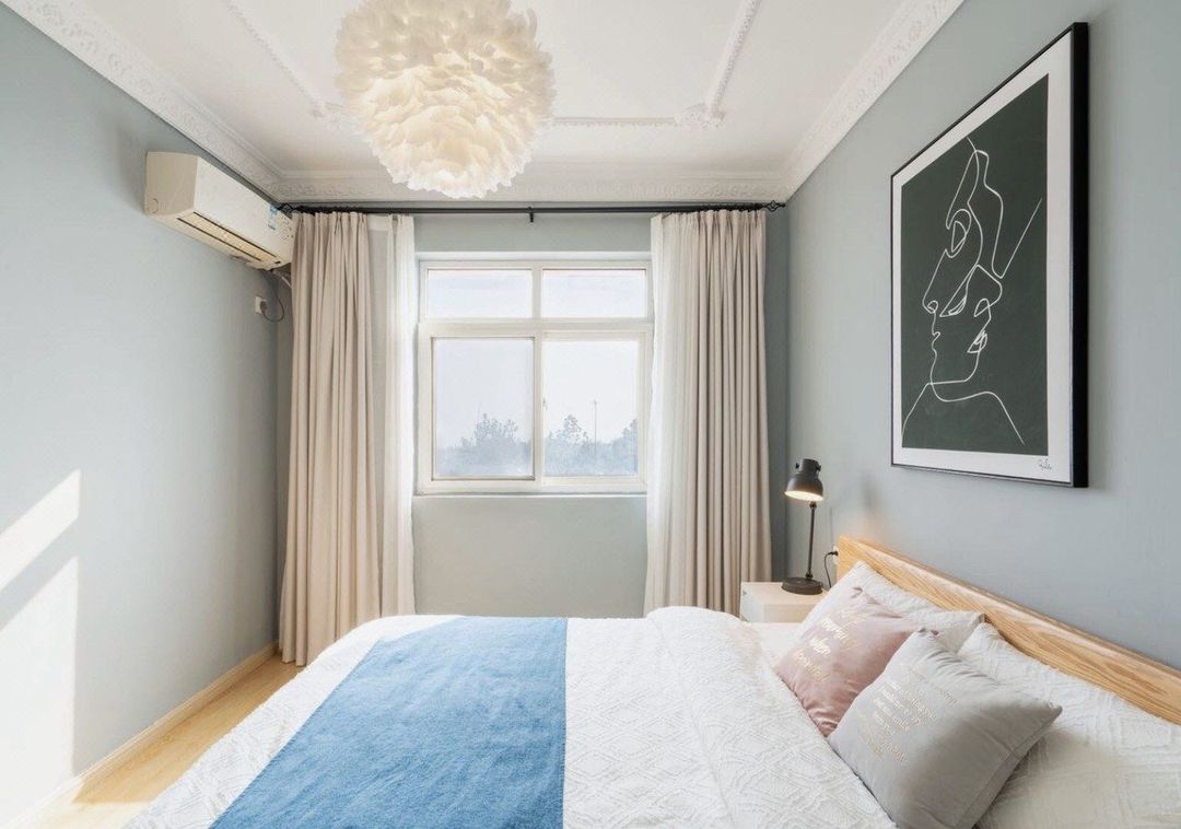 晨暮石老人临海INS公寓(香港东路分店)