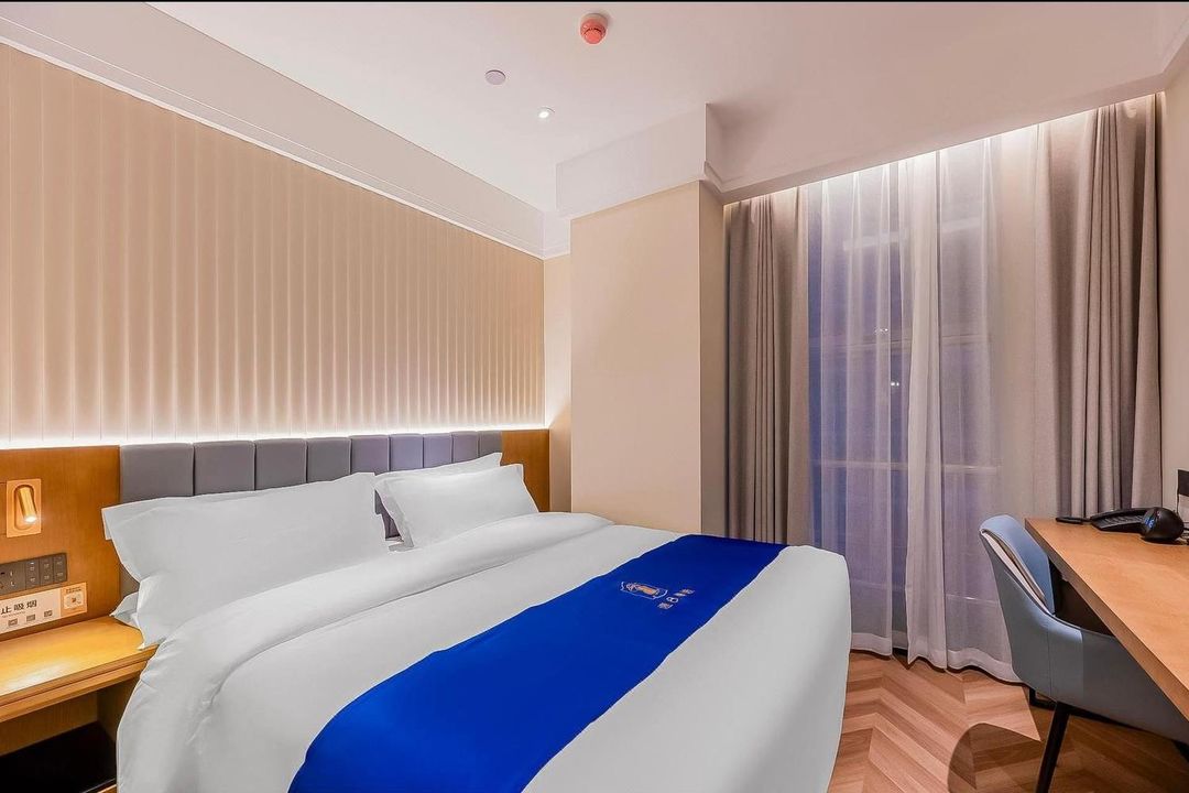 Super 8 Collection Hotel (Beijing Tiantongyuan South Subway Station Yellow River Convention Center)