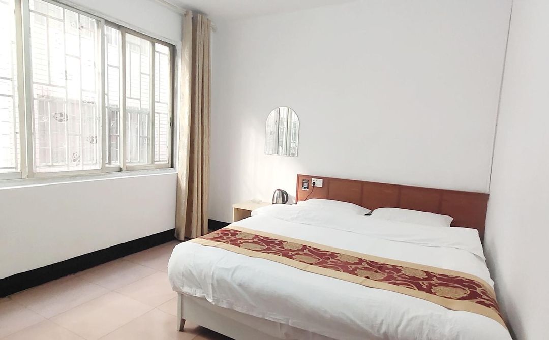 宏發賓館(桂林北站店)