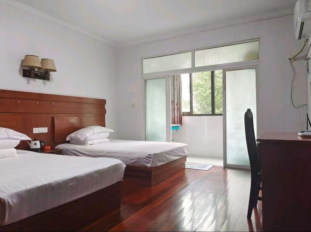 Hubin Hotel (Guanxi Road)