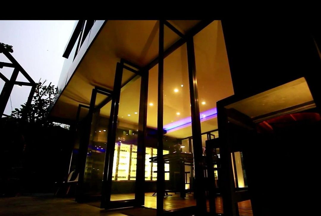 查恩基安貝德酒店-限成人