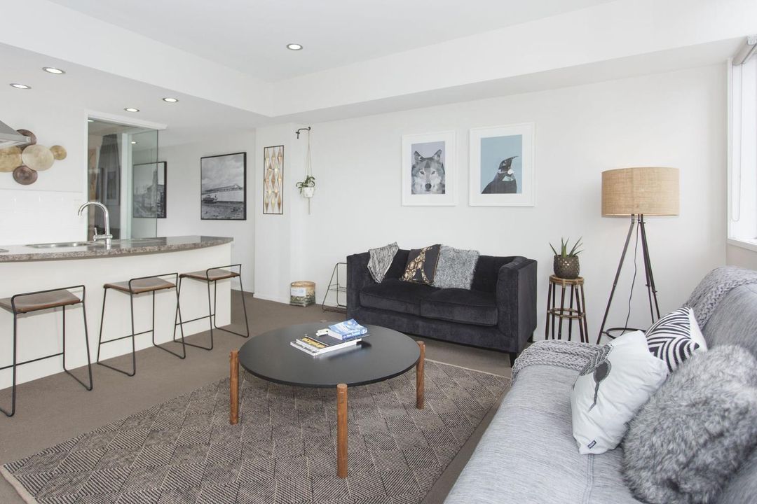 Towny - Central Character Apartment - 2 Bedrooms