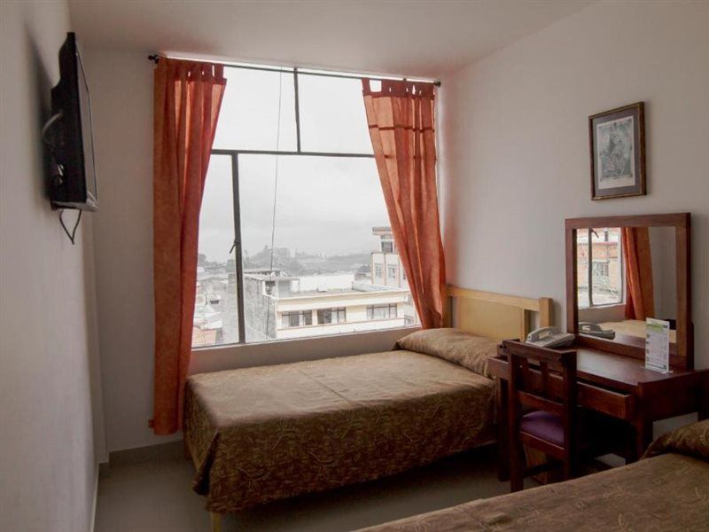 Hotel Ana Carolina